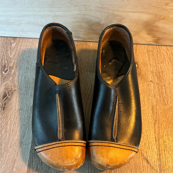 Handmade Wooden and Leather Clogs Made In Denmark | size 7 US - Picture 3 of 4